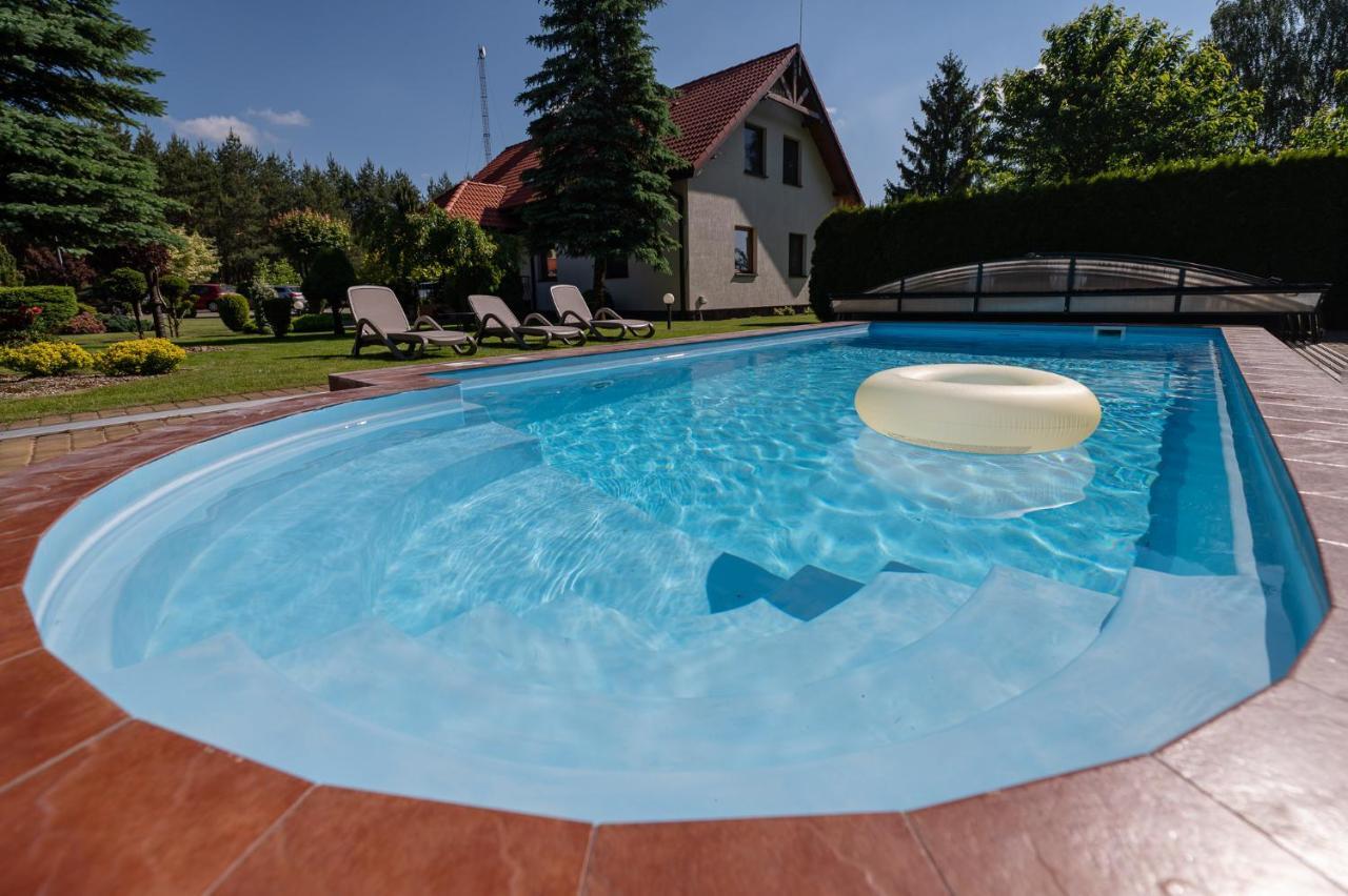 Szumi Las Events & Apartments Regimin Екстериор снимка